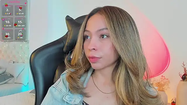 LuuluBerry online show from 03-06-26, 03:41