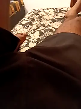 Snapshot of Mineirinho_85 chatting on 02-18-26, 12:28 Mineirinho 85 online show from 02-18-26, 12:28