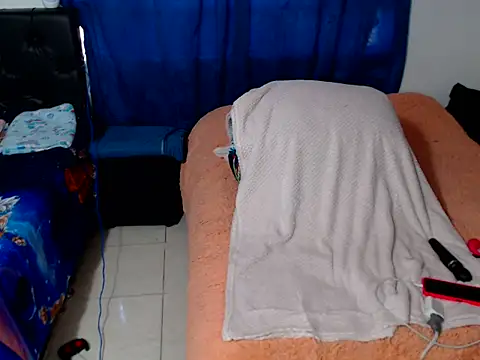 CandyyLove69 online show from 02-26-26, 03:00