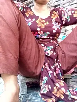 BreezySexyGirl69 online show from 04-20-26, 05:54