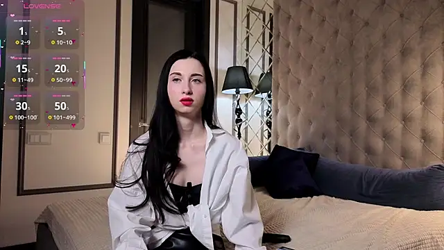 Snapshot of MiguelinaRasmuson chatting on 03-07-26, 11:07 MiguelinaRasmuson online show from 03-07-26, 11:07