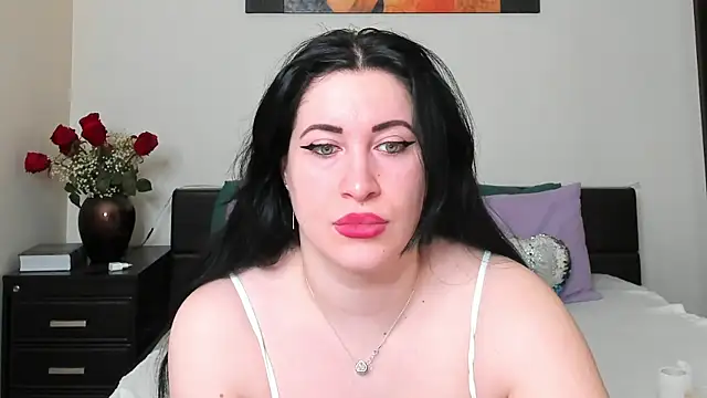 GoldenLunaa online show from 04-01-26, 04:02