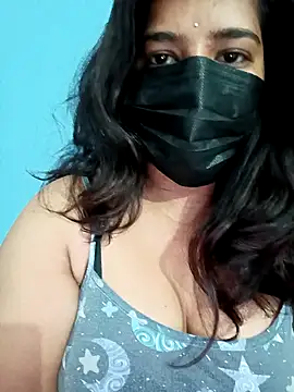 Snapshot of Sumaya-Reddy chatting on 02-19-26, 08:43 Sumaya-Reddy online show from 02-19-26, 08:43