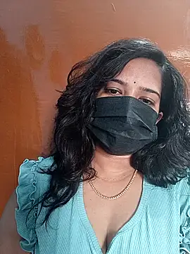 Snapshot of Sumaya-Reddy chatting on 03-08-26, 09:24 Sumaya-Reddy online show from 03-08-26, 09:24