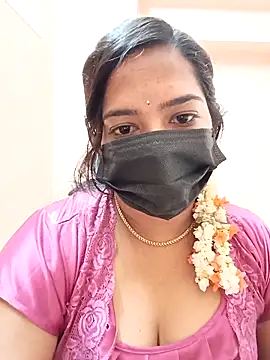 Snapshot of Sumaya-Reddy chatting on 03-12-26, 05:41 Sumaya-Reddy online show from 03-12-26, 05:41