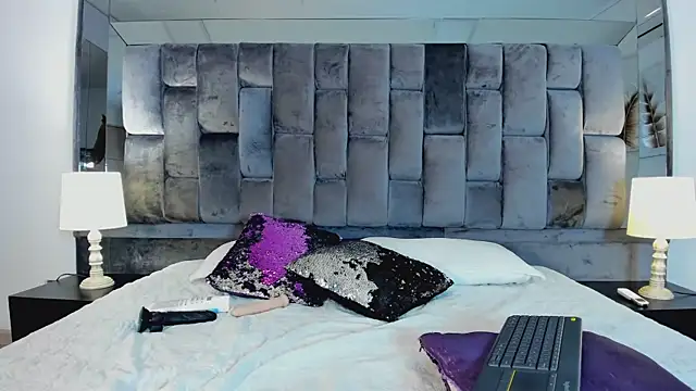 Salem Smith  online show from 04-26-26, 11:41