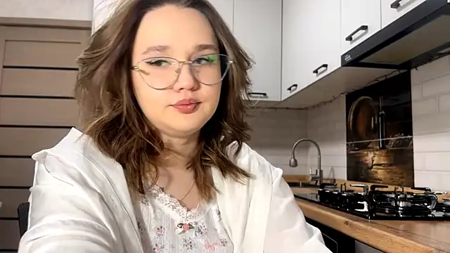 AinaSmith online show from 03-13-26, 01:18