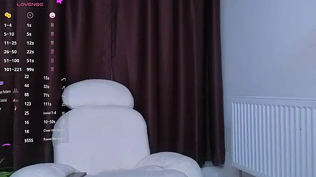 Snapshot of Viksinite chatting on 02-21-26, 08:21 Viksinite online show from 02-21-26, 08:21