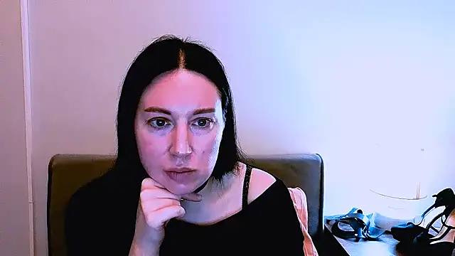 MiaFair online show from 03-07-26, 05:43