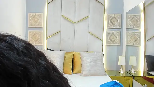 KarinaaCoxx online show from 04-11-26, 12:53