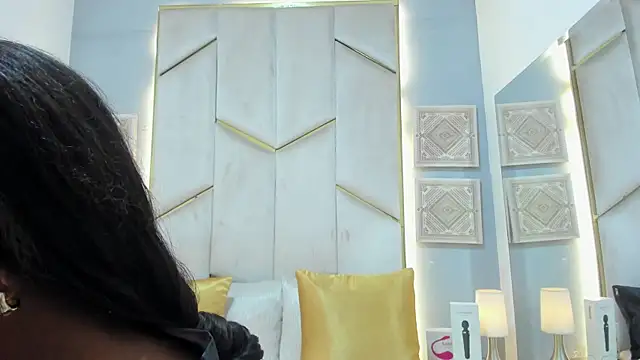 Snapshot of KarinaaCoxx chatting on 05-03-26, 12:55 KarinaaCoxx online show from 05-03-26, 12:55
