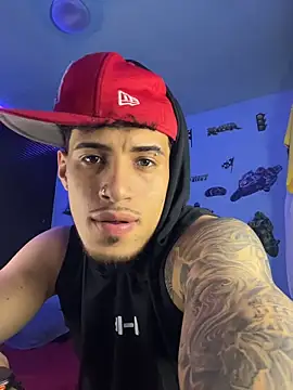 TOMAS CONOR online show from 04-28-26, 12:20