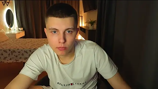 Keviin777 online show from 02-22-26, 07:12