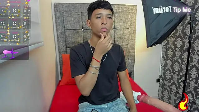 Little Twink19x online show from 06-12-26, 07:46