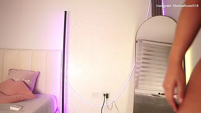 monicaflowerr online show from 06-12-26, 09:08