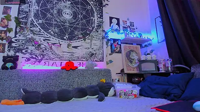 FearlessDivaX online show from 04-26-26, 01:47