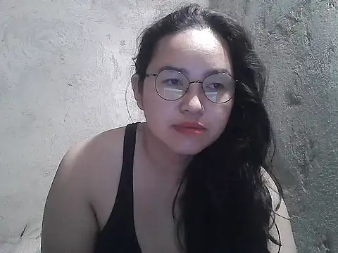 wildchinita00 online show from 04-21-26, 09:50