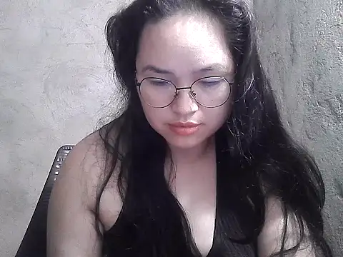 wildchinita00 online show from 06-06-26, 10:25