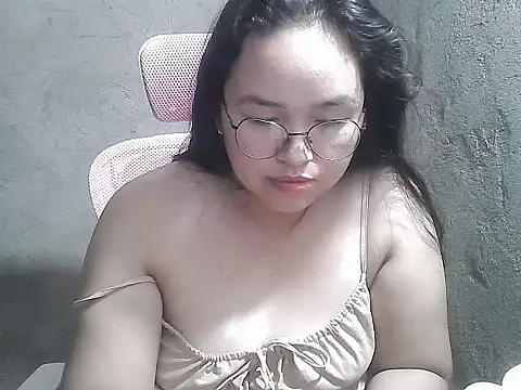wildchinita00 online show from 06-10-26, 12:22
