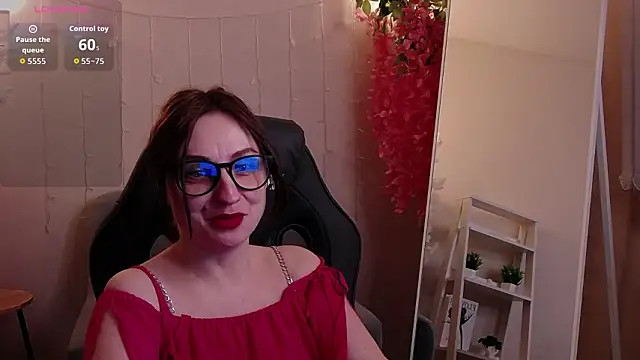 AlexaVitton online show from 03-13-26, 08:32