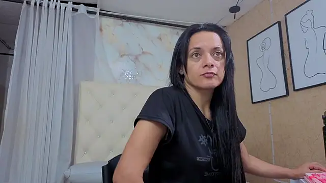 QueenSallyDesire online show from 06-13-26, 10:24