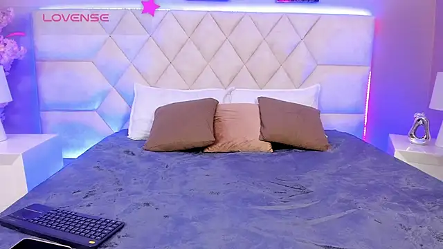 Bianca Monroe  online show from 04-23-26, 08:22