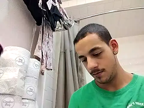 Snapshot of momo0208 chatting on 03-07-26, 11:57 momo0208 online show from 03-07-26, 11:57