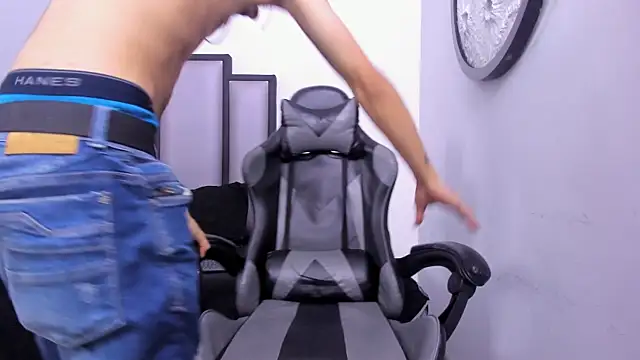 Endrick-23 online show from 03-22-26, 04:05