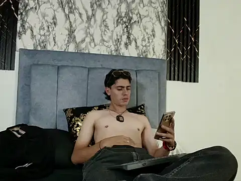 Damnian xx online show from 03-10-26, 06:57