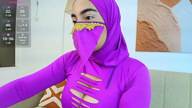 Malika Noor online show from 02-25-26, 01:43