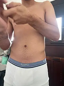 Exclusiveboy69 online show from 04-06-26, 03:13