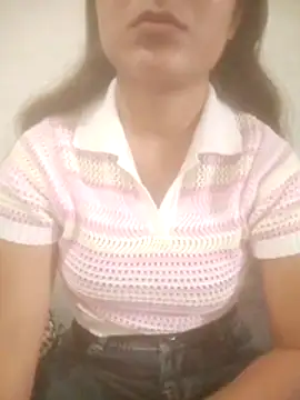 Snapshot of Nivya-Singh chatting on 02-22-26, 10:14 Nivya-Singh online show from 02-22-26, 10:14