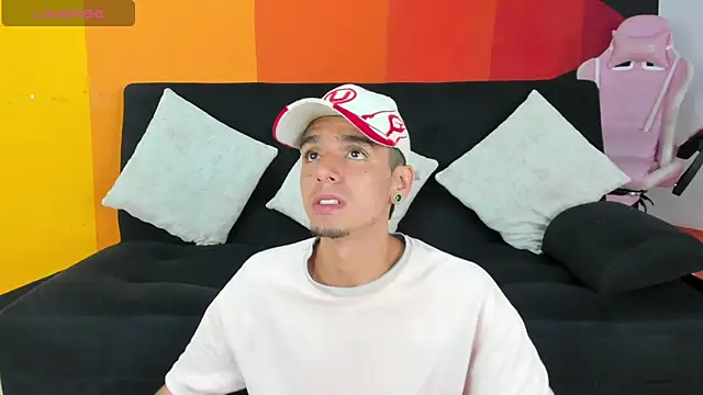 Snapshot of Anghell_BC chatting on 03-12-26, 05:41 Anghell BC online show from 03-12-26, 05:41