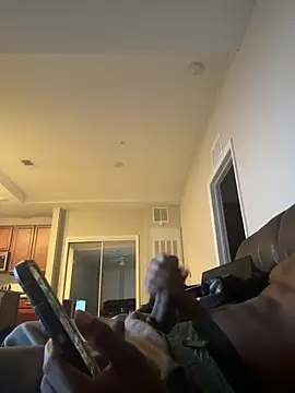 kiddzz online show from 12-19-25, 01:45