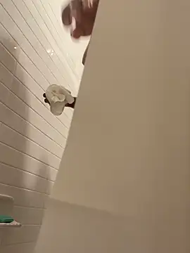 kiddzz online show from 12-20-25, 02:07