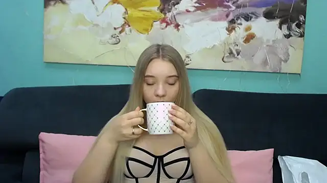 MilanaSiia online show from 03-06-26, 05:37