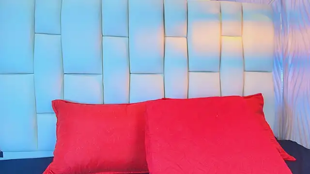 Lana Sliim online show from 04-24-26, 12:07