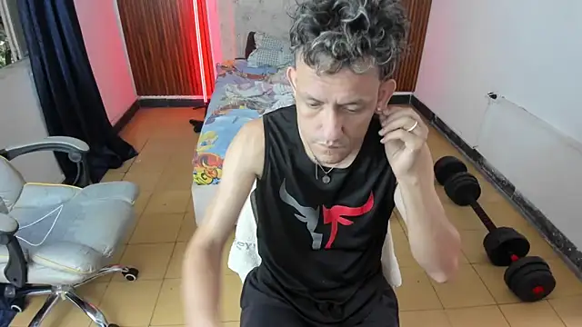 juan and luke online show from 04-25-26, 12:08