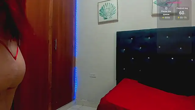Snapshot of SofiaGonzales_ chatting on 05-09-26, 01:38 SofiaGonzales online show from 05-09-26, 01:38