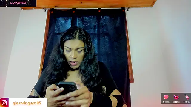 Jess Hoffman online show from 03-11-26, 01:17