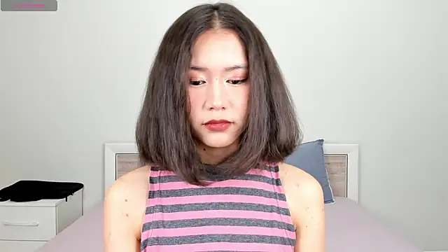 Kiraeko online show from 04-25-26, 11:13