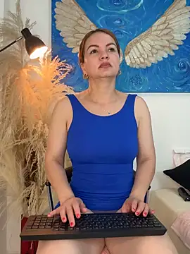 Viictoria-Jones online show from 04-24-26, 10:18