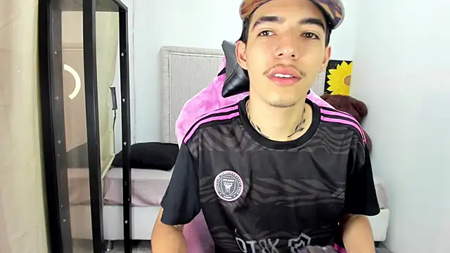 Bad bunnyy  online show from 03-12-26, 12:11