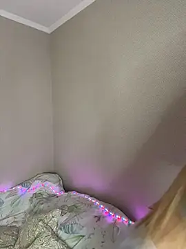 Snapshot of EvelynRavenwood chatting on 03-04-26, 04:24 EvelynRavenwood online show from 03-04-26, 04:24