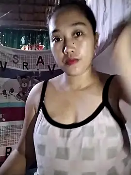 Snapshot of Radiant_smile chatting on 04-24-26, 02:03 Radiant smile online show from 04-24-26, 02:03