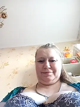 KiraStanton online show from 04-25-26, 05:21