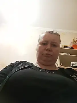 Snapshot of KiraStanton chatting on 05-29-26, 07:56 KiraStanton online show from 05-29-26, 07:56