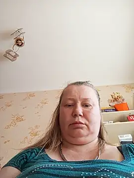 Snapshot of KiraStanton chatting on 05-31-26, 12:23 KiraStanton online show from 05-31-26, 12:23