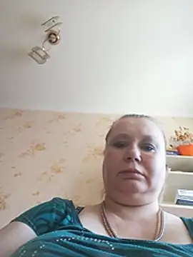 Snapshot of KiraStanton chatting on 06-08-26, 10:04 KiraStanton online show from 06-08-26, 10:04