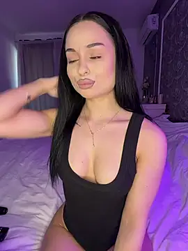 Olivia Noor online show from 04-27-26, 04:27